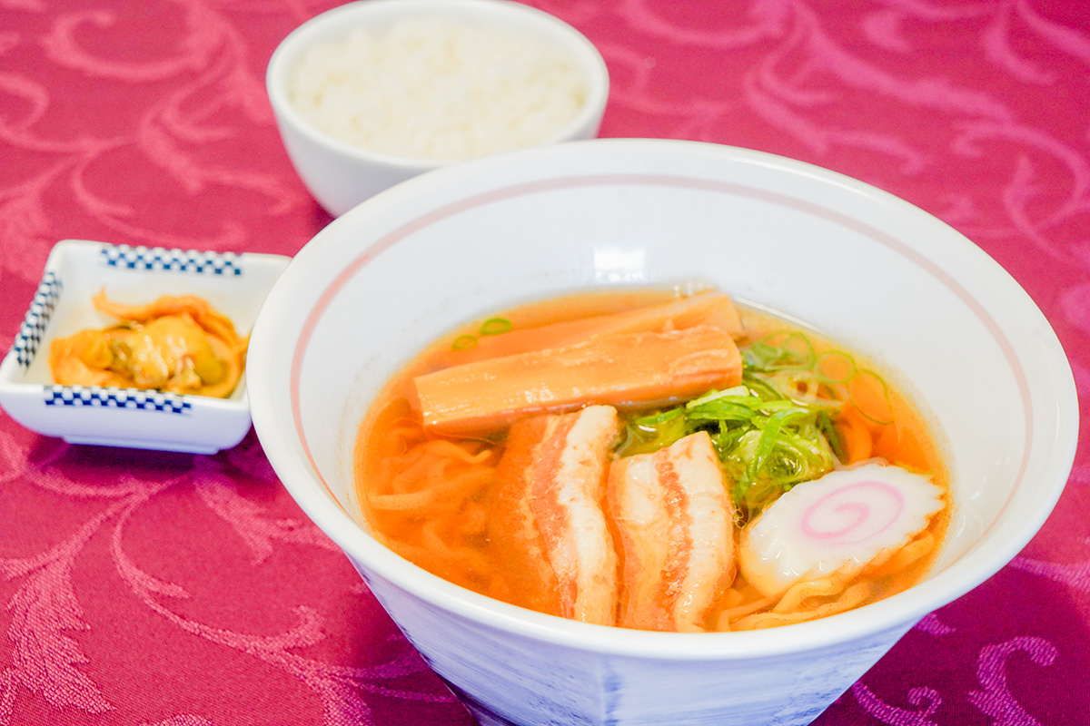 喜多方ラーメン（小ライス・ザーサイ付）